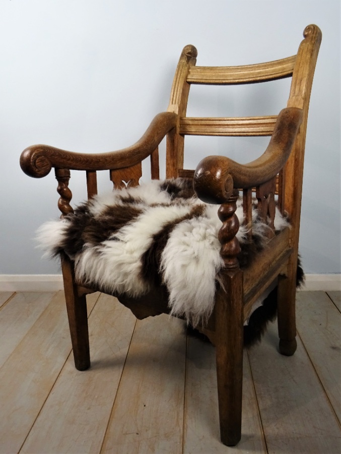 OAK IRISH OPEN ARMCHAIR